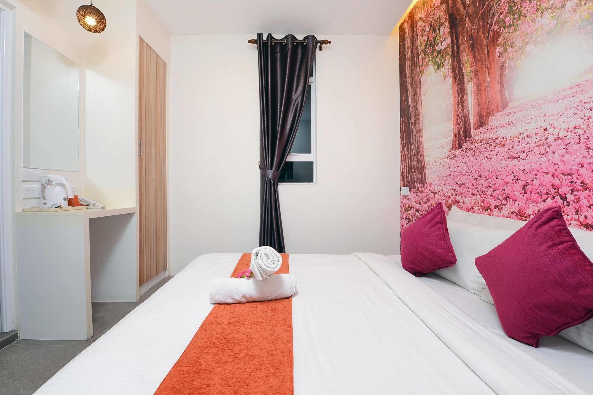 Hotel Sri Permaisuri Куала Лумпур Екстериор снимка