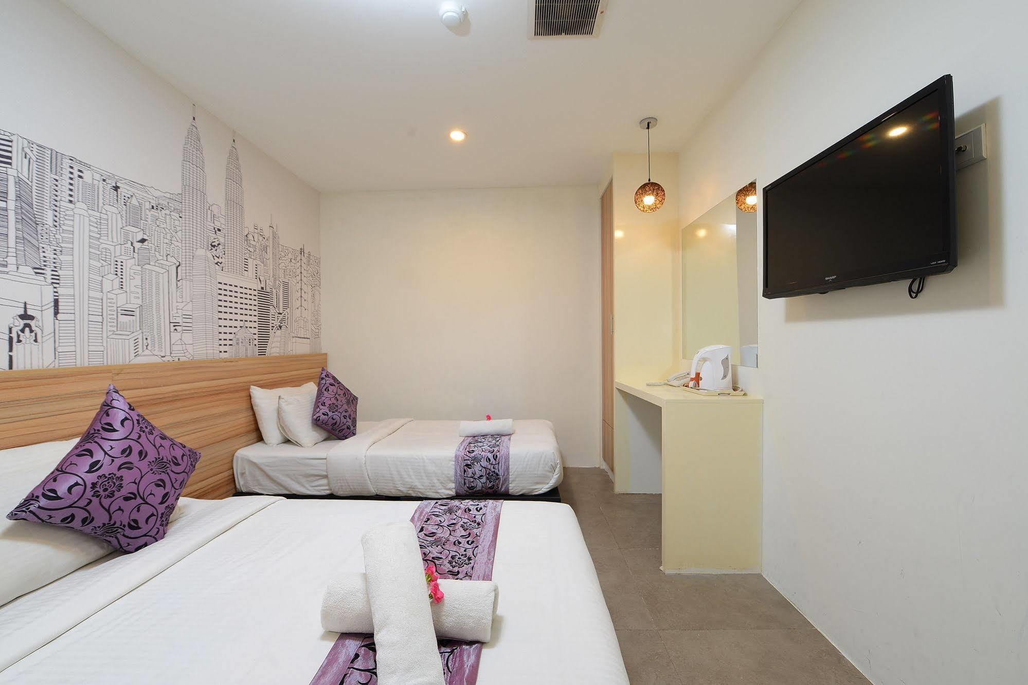Hotel Sri Permaisuri Куала Лумпур Екстериор снимка